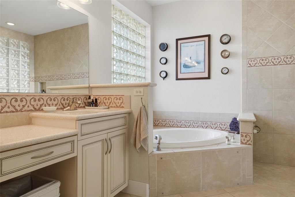 Active With Contract: $749,900 (3 beds, 2 baths, 2034 Square Feet)