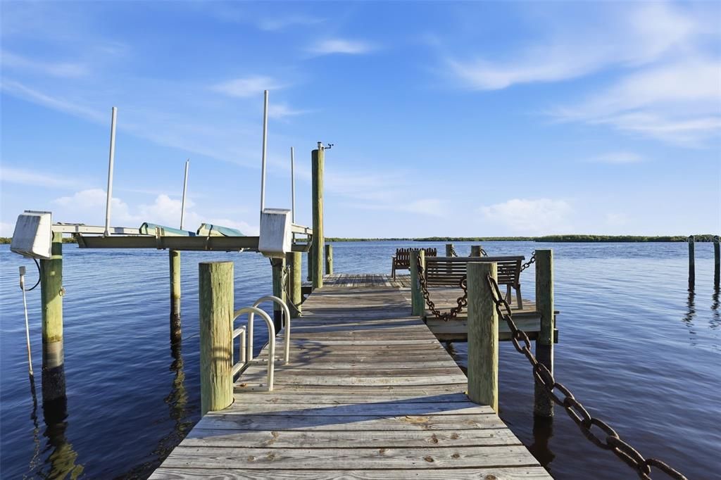 Active With Contract: $749,900 (3 beds, 2 baths, 2034 Square Feet)