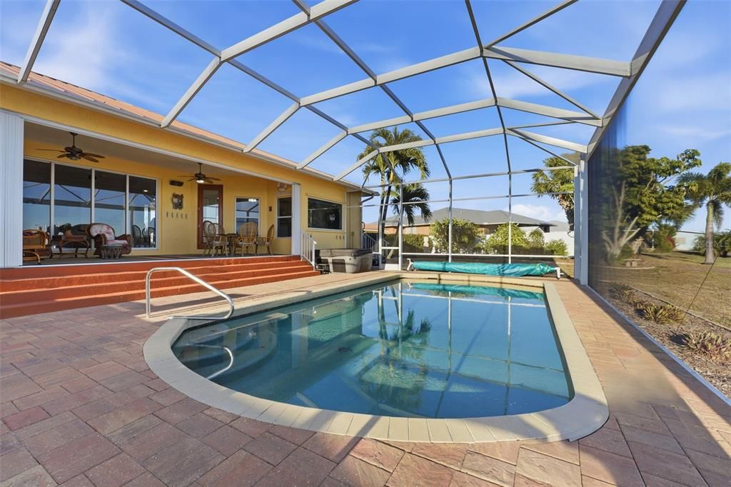 Active With Contract: $749,900 (3 beds, 2 baths, 2034 Square Feet)