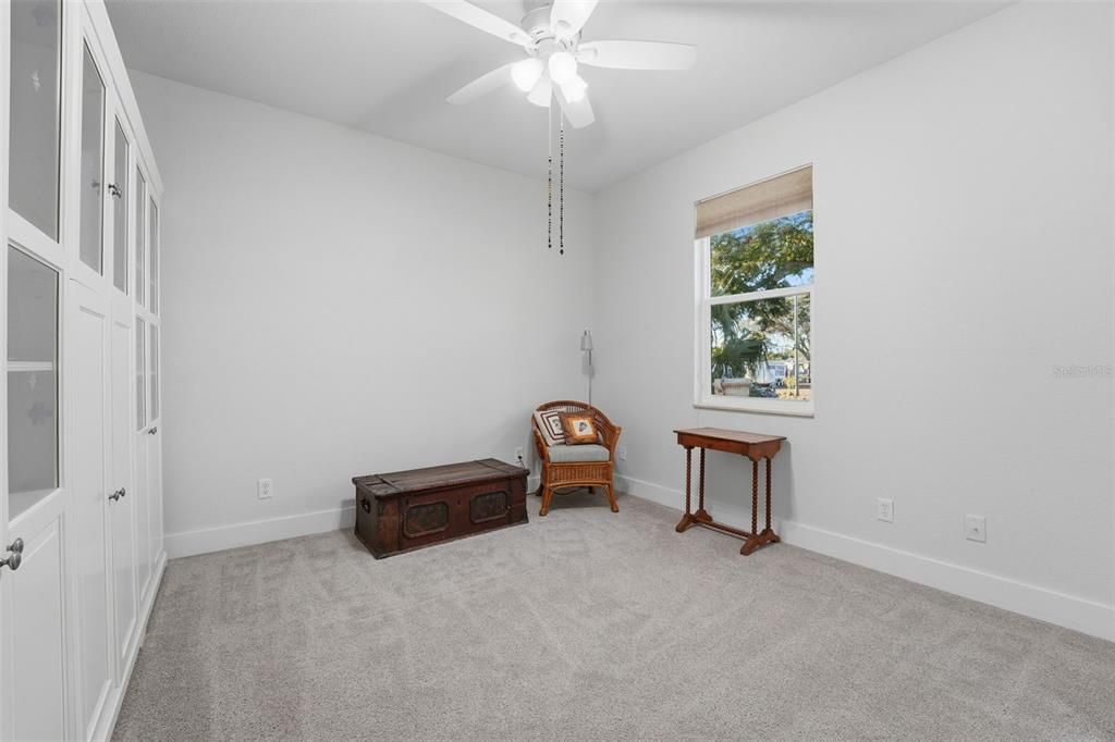 Active With Contract: $749,900 (3 beds, 2 baths, 2034 Square Feet)