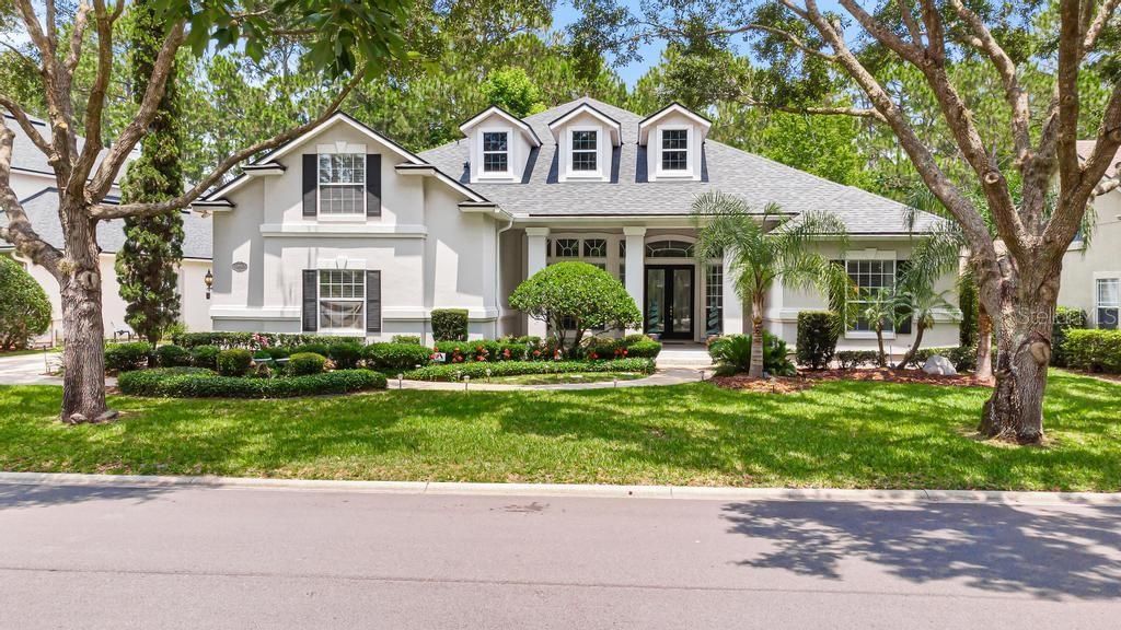 Vendido Recientemente: $885,000 (5 camas, 5 baños, 3802 Pies cuadrados)