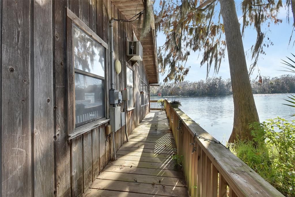 На продажу: $950,000 (2 спален, 1 ванн, 850 Квадратных фут)