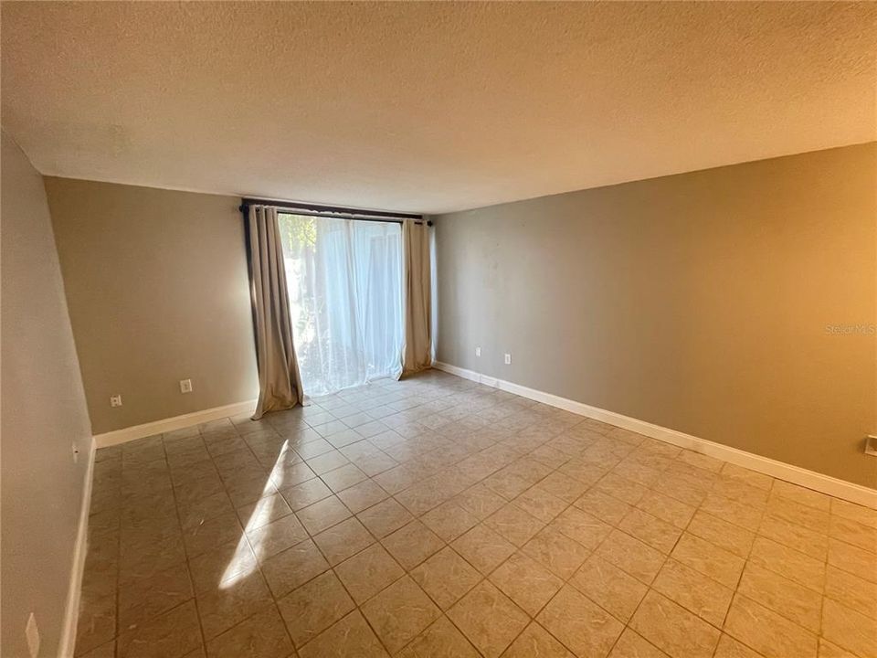 En Venta: $99,000 (2 camas, 2 baños, 1292 Pies cuadrados)