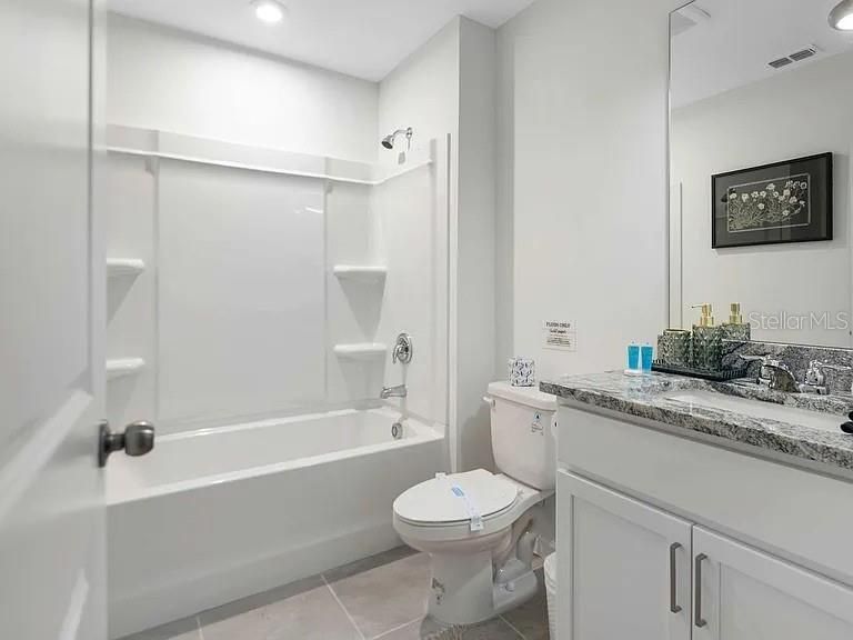 En Venta: $1,195,000 (9 camas, 6 baños, 4166 Pies cuadrados)