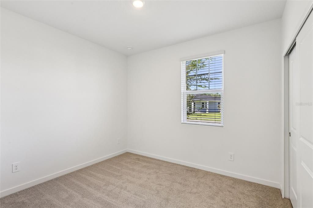 Activo con contrato: $362,990 (4 camas, 2 baños, 1817 Pies cuadrados)