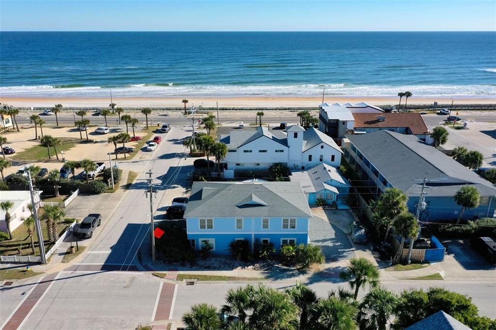 For Rent: $1,700 (2 beds, 1 baths, 885 Square Feet)