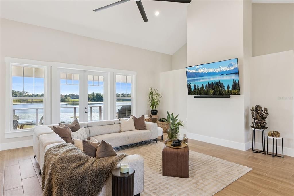 For Sale: $2,550,000 (5 beds, 5 baths, 4711 Square Feet)
