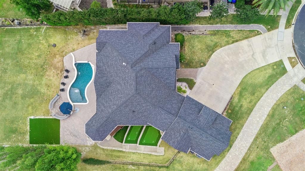 For Sale: $2,550,000 (5 beds, 5 baths, 4711 Square Feet)