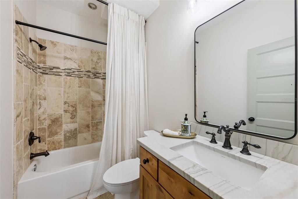 For Sale: $2,550,000 (5 beds, 5 baths, 4711 Square Feet)