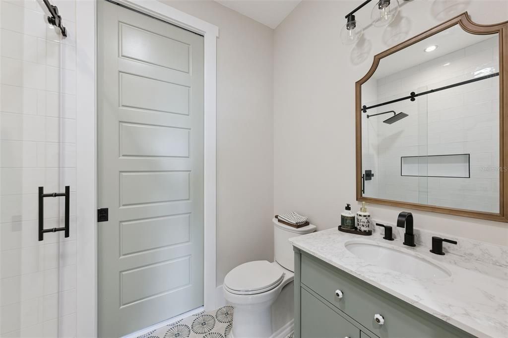 For Sale: $2,550,000 (5 beds, 5 baths, 4711 Square Feet)