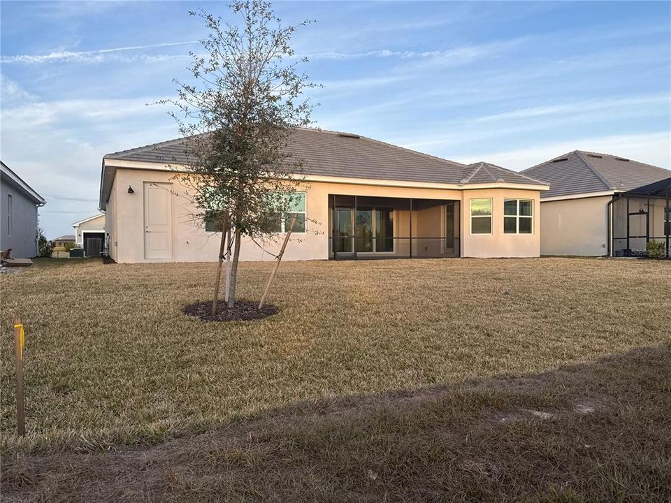 For Rent: $2,875 (3 beds, 2 baths, 2328 Square Feet)