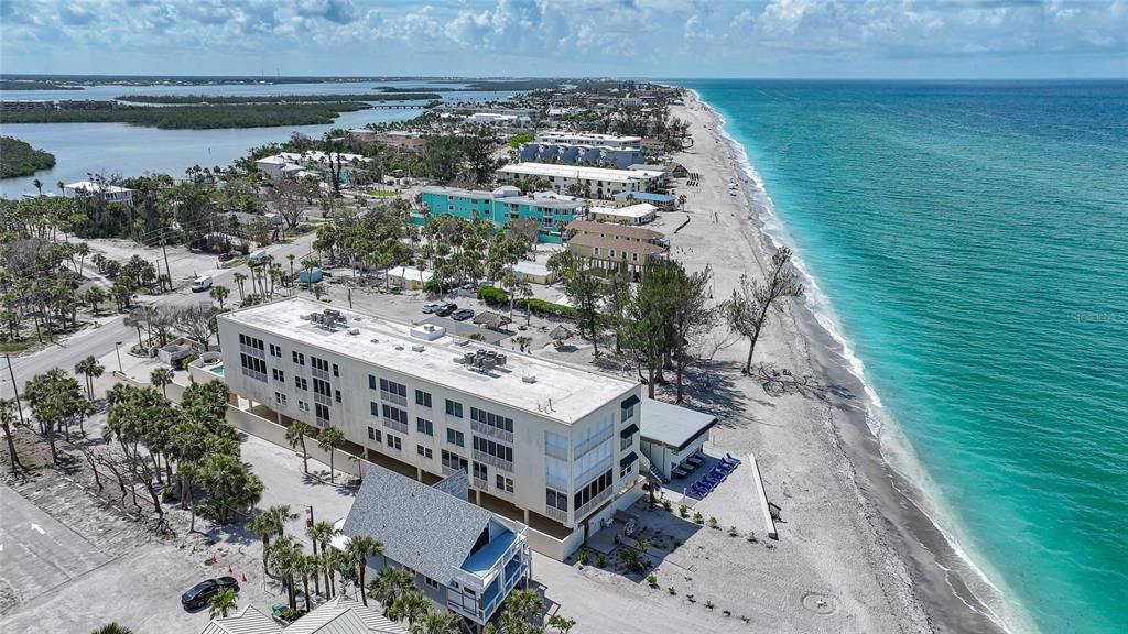 На продажу: $1,290,000 (2 спален, 2 ванн, 2829 Квадратных фут)