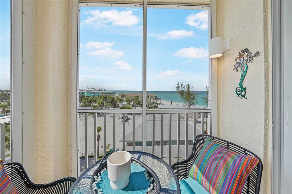 На продажу: $1,290,000 (2 спален, 2 ванн, 2829 Квадратных фут)