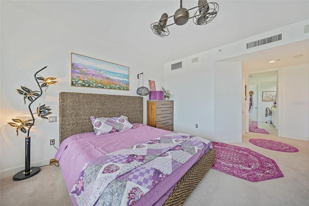 На продажу: $1,290,000 (2 спален, 2 ванн, 2829 Квадратных фут)