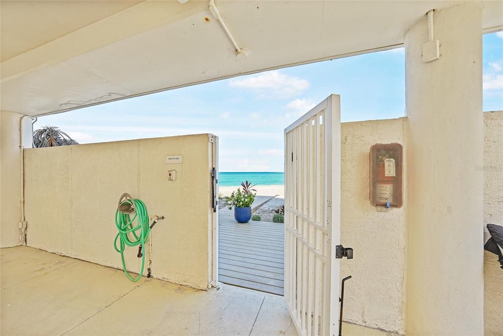 На продажу: $1,290,000 (2 спален, 2 ванн, 2829 Квадратных фут)