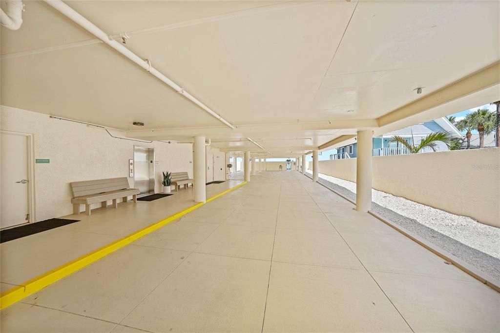 На продажу: $1,290,000 (2 спален, 2 ванн, 2829 Квадратных фут)