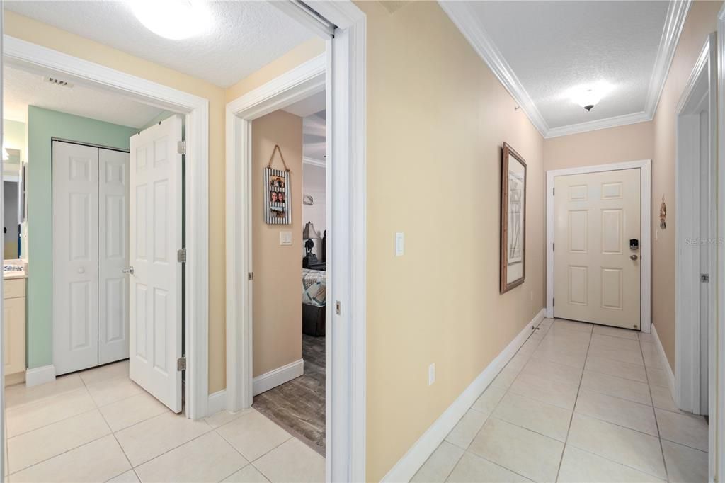 Active With Contract: $524,000 (3 beds, 2 baths, 1640 Square Feet)