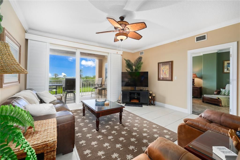Active With Contract: $524,000 (3 beds, 2 baths, 1640 Square Feet)