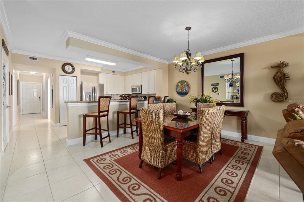 Active With Contract: $524,000 (3 beds, 2 baths, 1640 Square Feet)