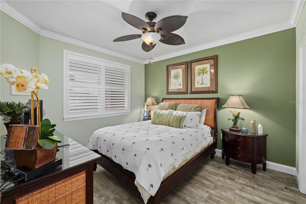 Active With Contract: $524,000 (3 beds, 2 baths, 1640 Square Feet)