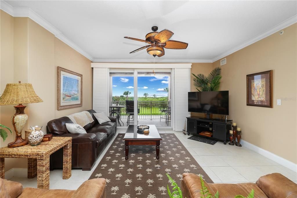 Active With Contract: $524,000 (3 beds, 2 baths, 1640 Square Feet)