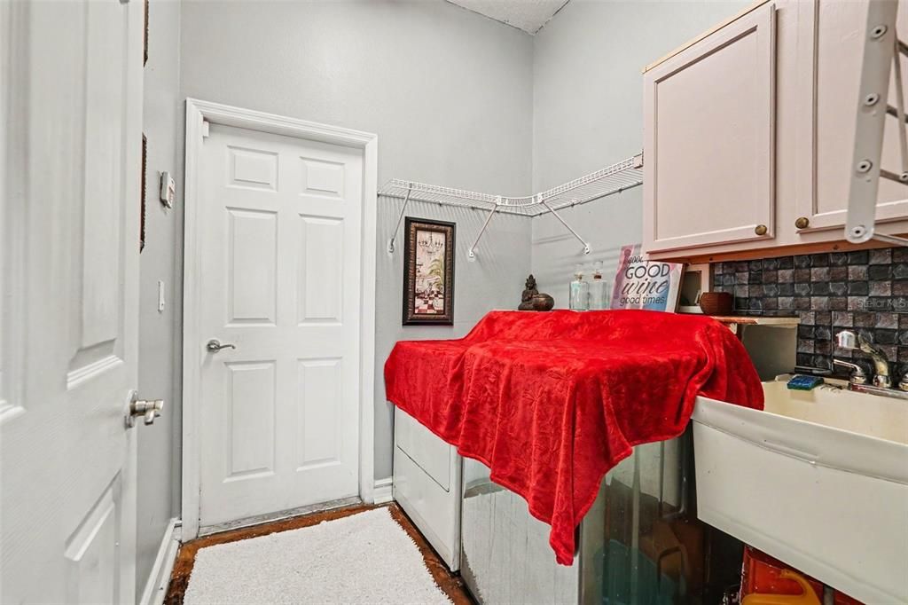 En Venta: $275,000 (3 camas, 2 baños, 1752 Pies cuadrados)