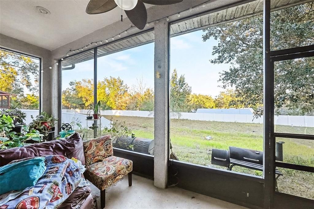 En Venta: $275,000 (3 camas, 2 baños, 1752 Pies cuadrados)