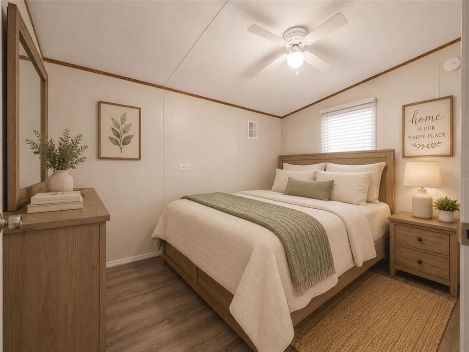 For Sale: $360,000 (6 beds, 3 baths, 2040 Square Feet)