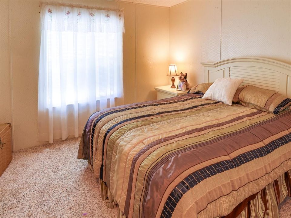 Activo con contrato: $165,000 (2 camas, 2 baños, 1240 Pies cuadrados)