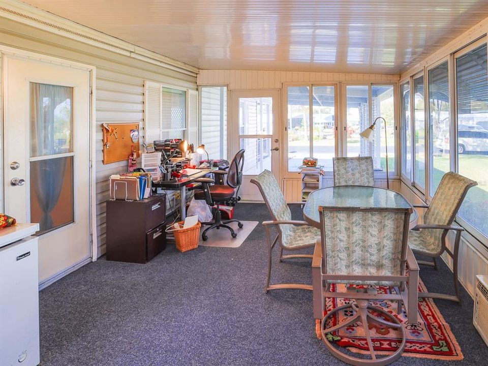 Activo con contrato: $165,000 (2 camas, 2 baños, 1240 Pies cuadrados)
