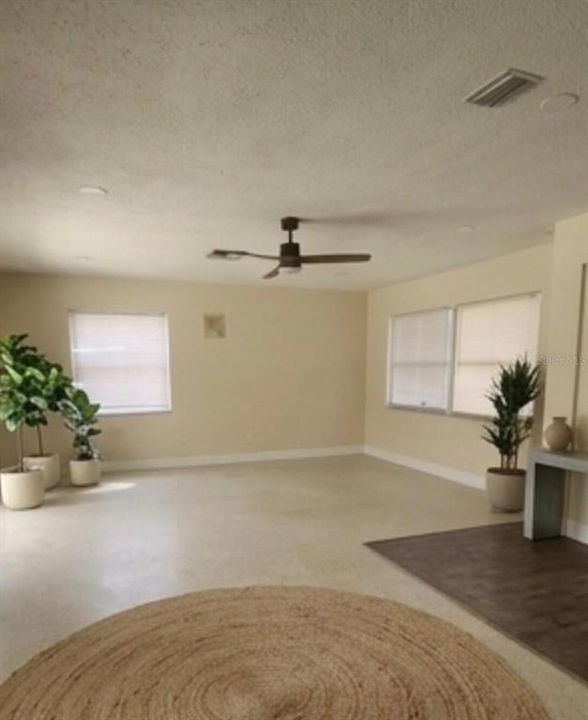 For Sale: $345,000 (3 beds, 2 baths, 1502 Square Feet)