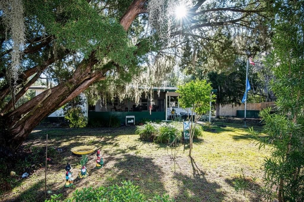 For Sale: $135,900 (3 beds, 2 baths, 1200 Square Feet)