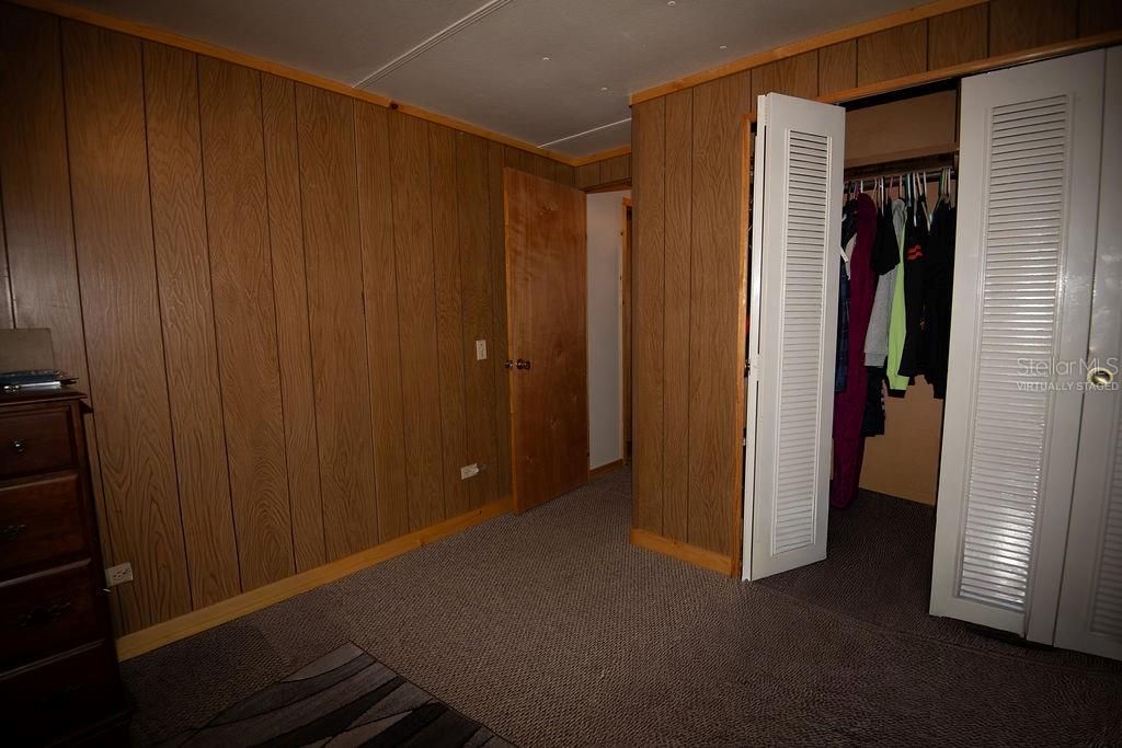 For Sale: $135,900 (3 beds, 2 baths, 1200 Square Feet)