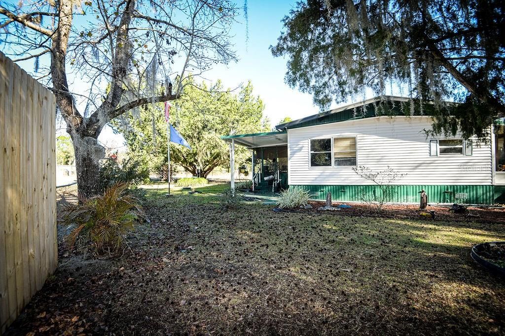 For Sale: $135,900 (3 beds, 2 baths, 1200 Square Feet)