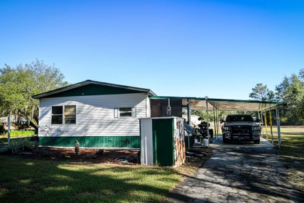 For Sale: $135,900 (3 beds, 2 baths, 1200 Square Feet)