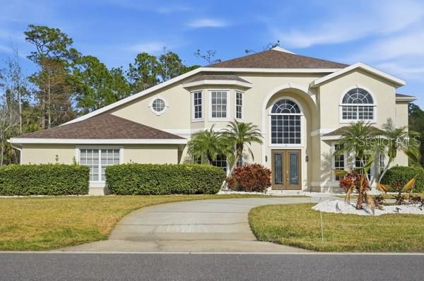 For Sale: $1,249,000 (6 beds, 4 baths, 4996 Square Feet)