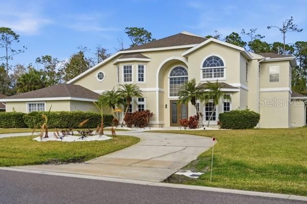 For Sale: $1,249,000 (6 beds, 4 baths, 4996 Square Feet)