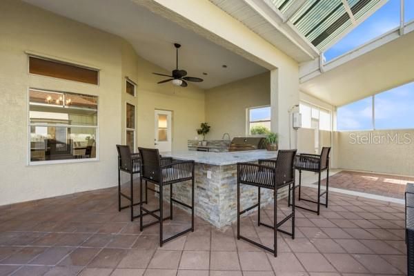 For Sale: $1,249,000 (6 beds, 4 baths, 4996 Square Feet)
