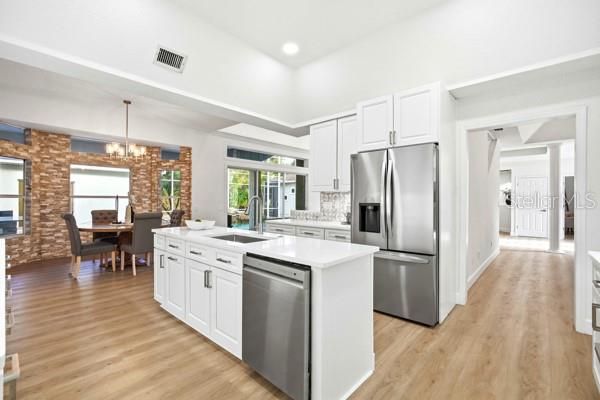 For Sale: $1,249,000 (6 beds, 4 baths, 4996 Square Feet)