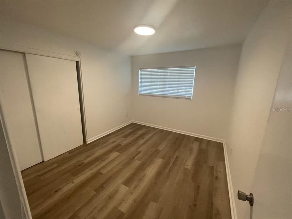 Active With Contract: $1,900 (3 beds, 2 baths, 1077 Square Feet)