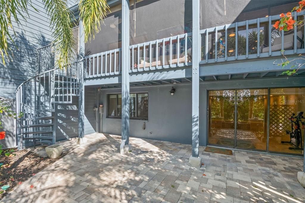 En Venta: $650,000 (3 camas, 3 baños, 2980 Pies cuadrados)