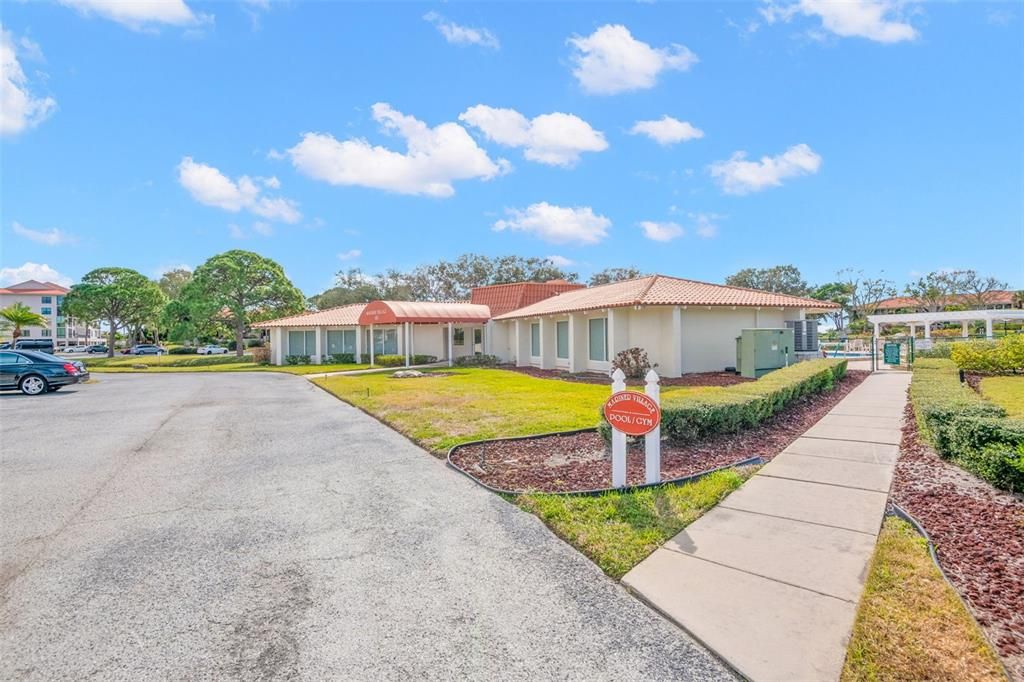En Venta: $650,000 (3 camas, 3 baños, 2980 Pies cuadrados)