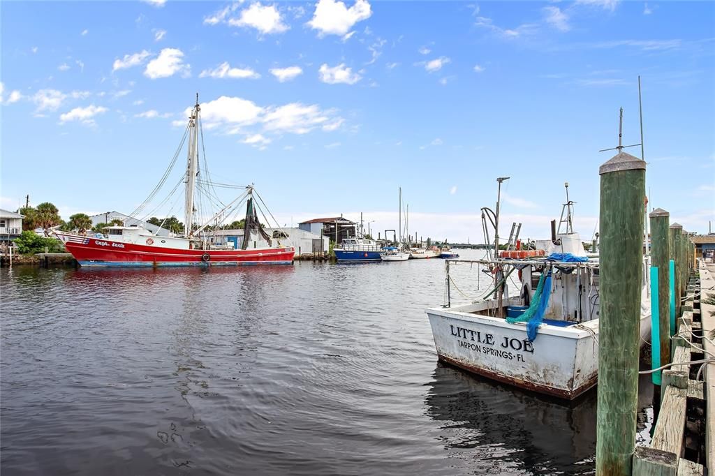 En Venta: $650,000 (3 camas, 3 baños, 2980 Pies cuadrados)