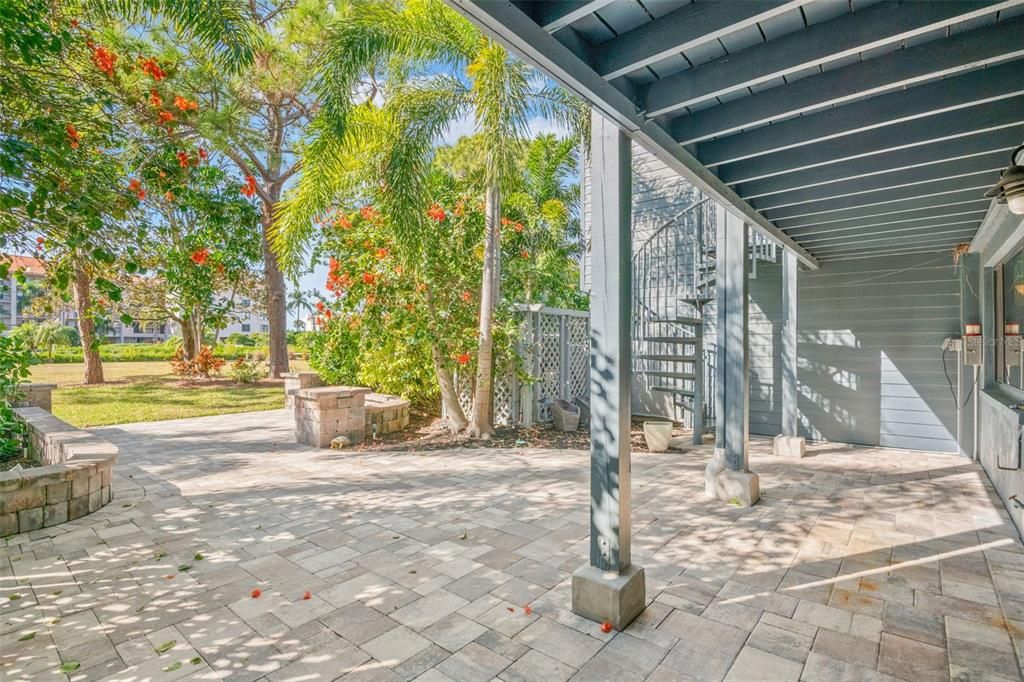 En Venta: $650,000 (3 camas, 3 baños, 2980 Pies cuadrados)