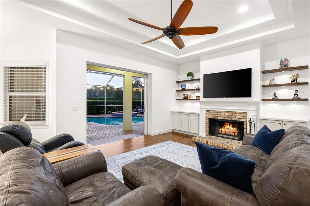 Activo con contrato: $1,225,000 (4 camas, 3 baños, 3257 Pies cuadrados)