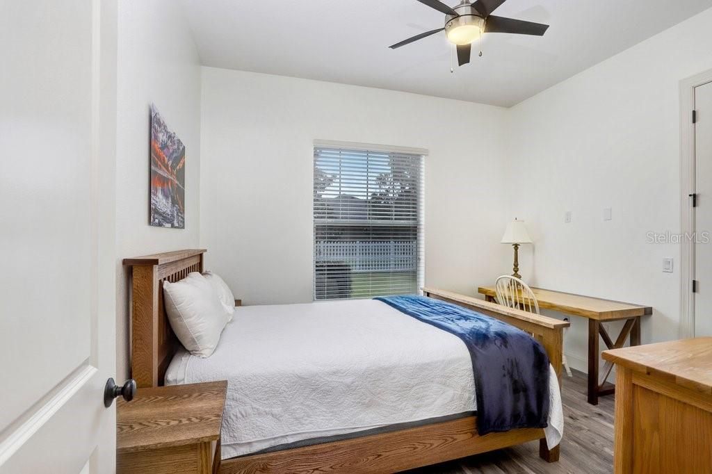 Activo con contrato: $1,225,000 (4 camas, 3 baños, 3257 Pies cuadrados)