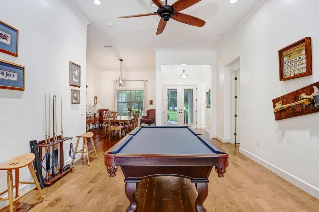 Activo con contrato: $1,225,000 (4 camas, 3 baños, 3257 Pies cuadrados)