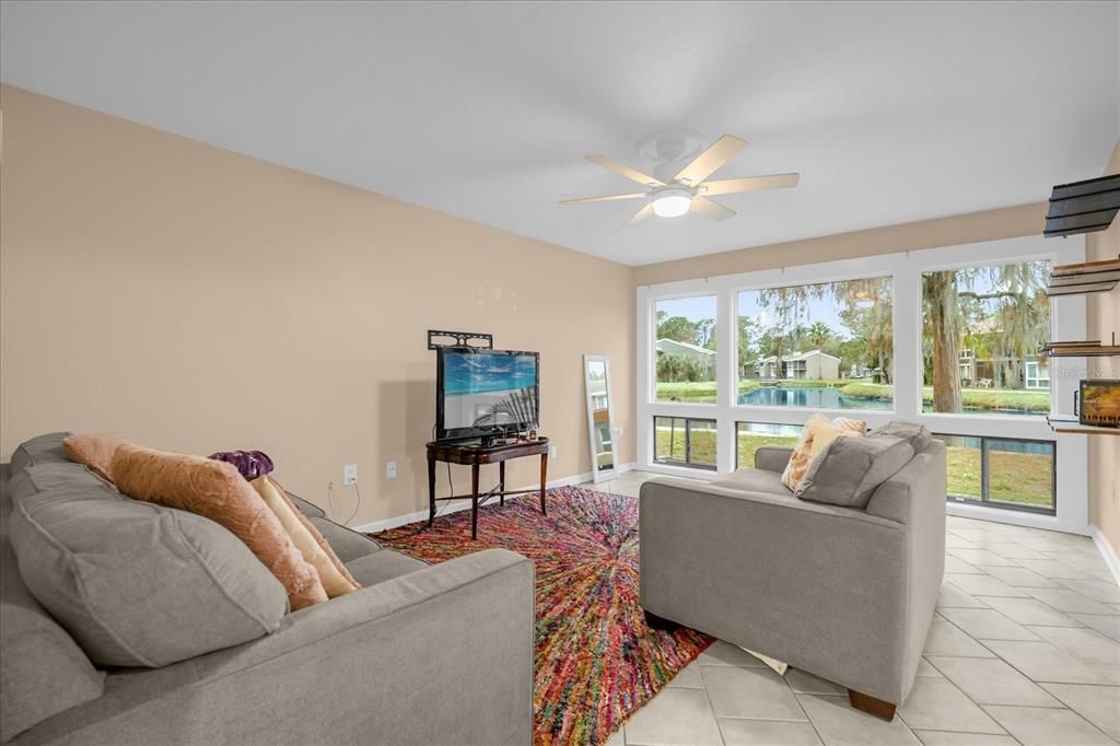 Active With Contract: $149,000 (2 beds, 2 baths, 1139 Square Feet)