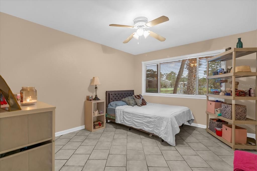 Active With Contract: $149,000 (2 beds, 2 baths, 1139 Square Feet)