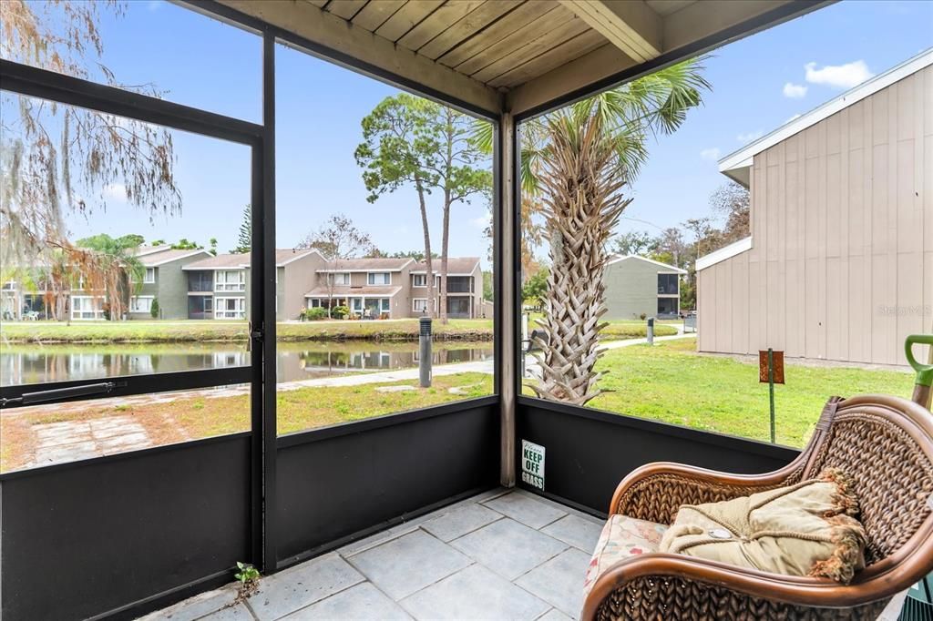 Active With Contract: $149,000 (2 beds, 2 baths, 1139 Square Feet)